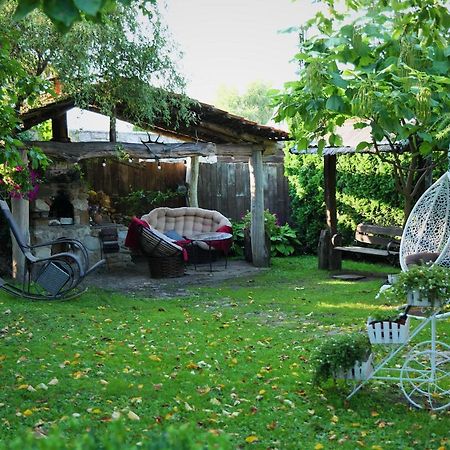 Sadyba Pochayiv Villa Pochaiv Ngoại thất bức ảnh