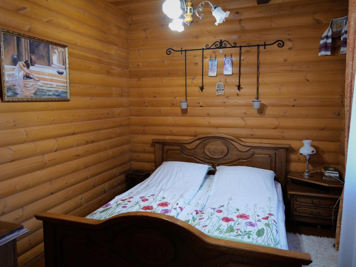 Sadyba Pochayiv Villa Pochaiv Ngoại thất bức ảnh