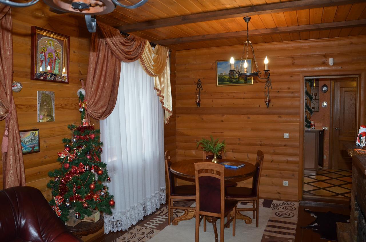 Sadyba Pochayiv Villa Pochaiv Ngoại thất bức ảnh